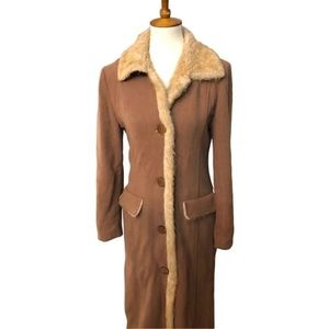 Femmes, je vous aime Paris camel wool full length straight line vintage coat